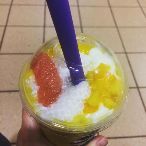 My bubble tea kind of looks like sushi.