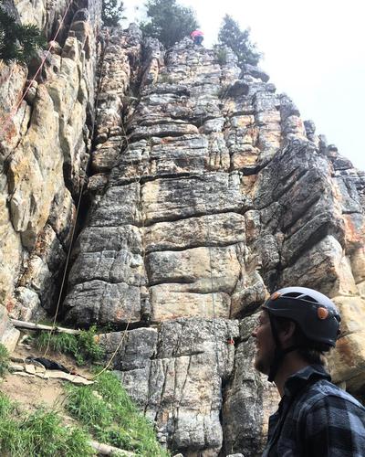Day on the rocks. 🏔 #climbing #buttshot #mountains